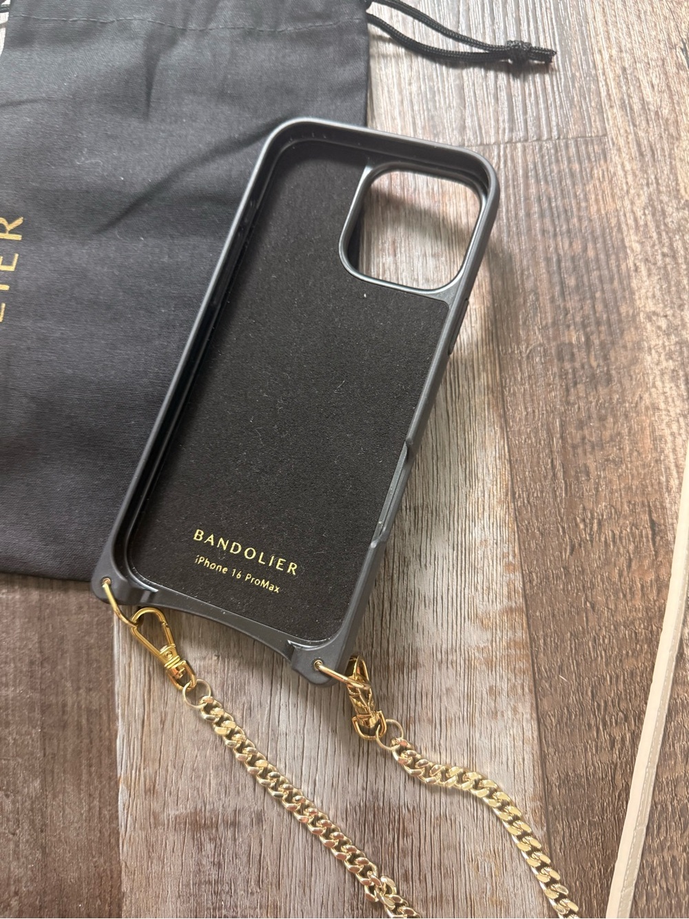 Bandolier Case IPhone 16 Pro Max - Picture 3 of 3